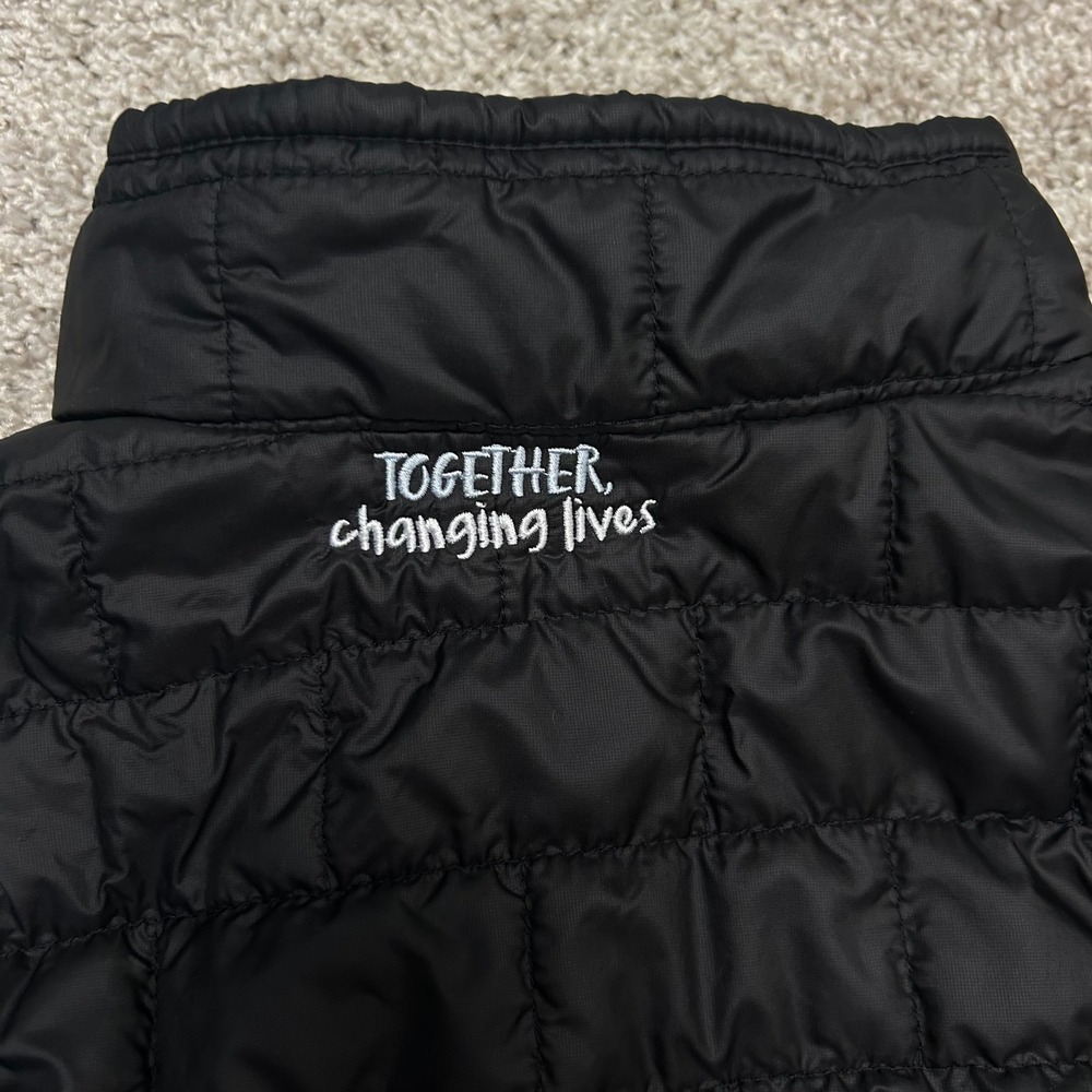 Patagonia Nano Puff Vest Women Size Large LOGO Black Quilted Primaloft Full Zip - Picture 3 of 10